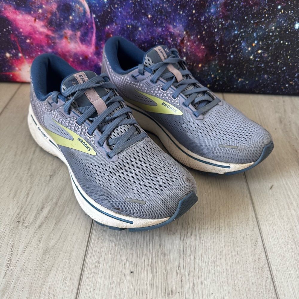 Brooks Ghost 14 Road Running Shoes Women's Size 9.5 Purple Sneakers Athletic Gym